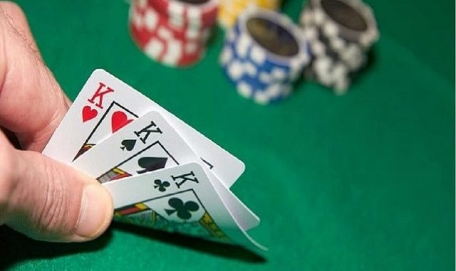 Ứng dụng RicWin chơi Bài Cào Rùa